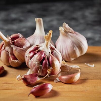 Buy Organic Garlic from Zmandi.com